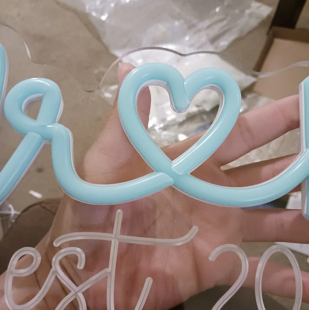 Mr and Mrs Light up sign